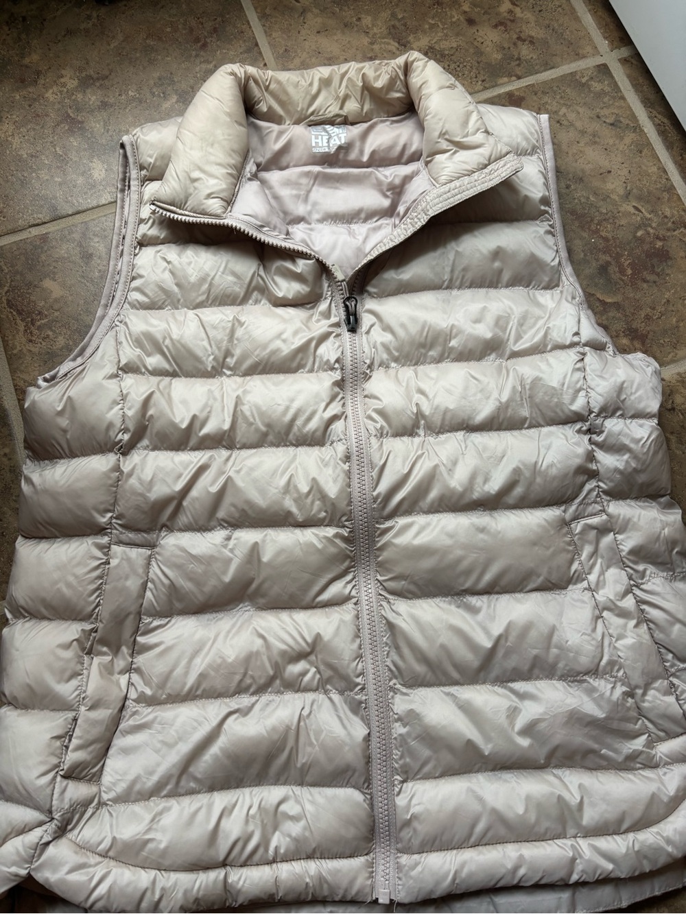 32 Degrees Women's Light Beige Puffer Vest